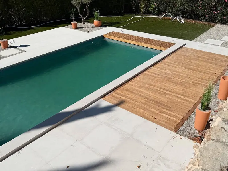Aménagement terrasse bois piscine