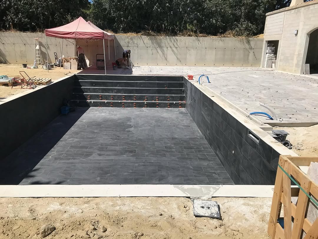 Pose de carrelage piscine